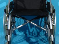 Fotoliu rulant second hand-latime sezut 48 cm.