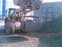 Cupa de beton pentru macara cu jgeab metalic echingi.ro